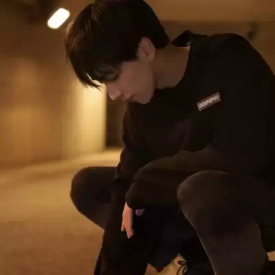 秦明凝